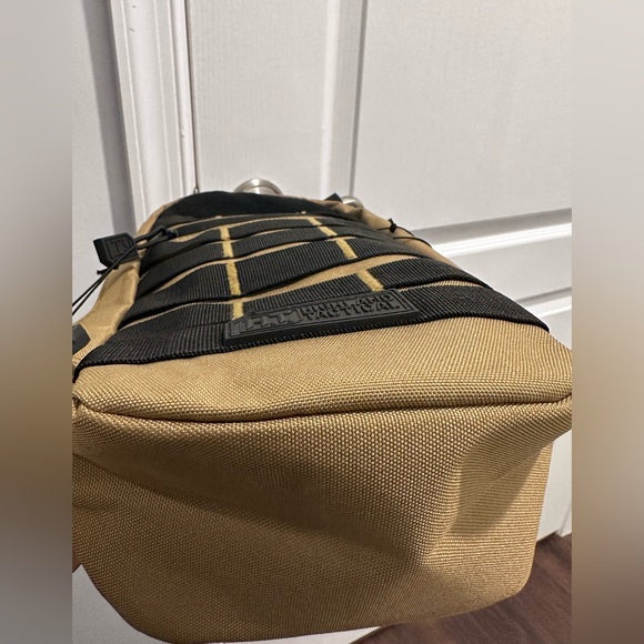 Highland Tactical EXPO Molle Webbing Crossbody Bag Adjustable Sling Bag - Tan - Picture 12 of 14